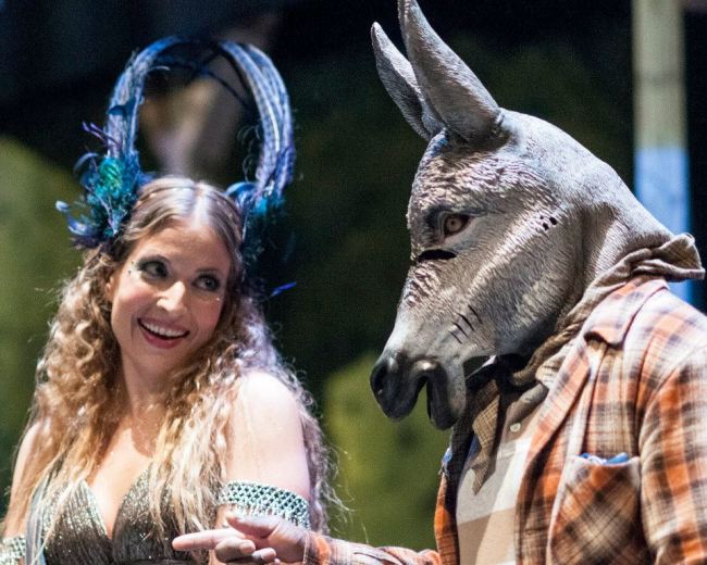 Kathryn Elizabeth Kelly as Titania, Queen of Fairies (l) and Gregory Burgess as Nick Bottom, the weaver (r) 