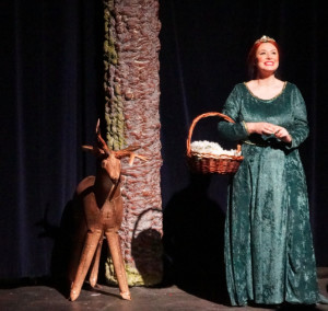 Malarie Novotny as Princess Fiona