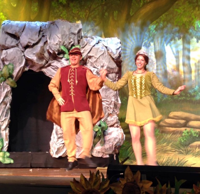 Emilio Bayarena (left) as Pied Piper and Alyson Marks (right) as Princess Fiona performing "Morning Person"