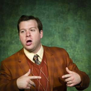 Thomas Scholtes as Francis Henshall in One Man, Two Guvnors at Maryland Ensemble Theatre