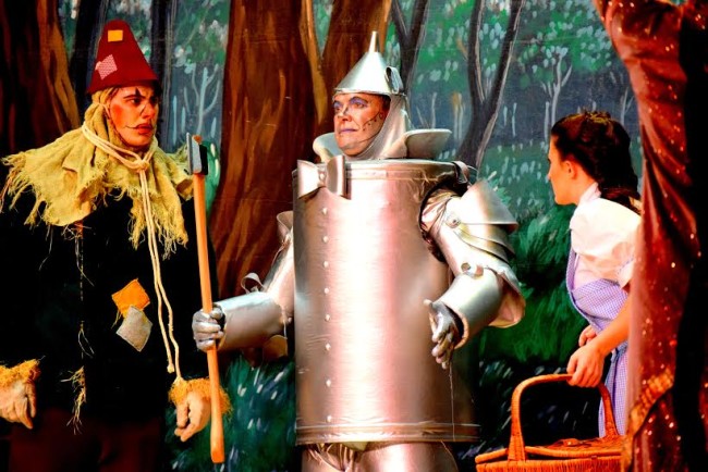 Jamie Austin Jacobs (left) as Scarecrow, Michael Quinn (center) as Tinman, and Lucy Bobbin (right) as Dorothy in The Wizard of Oz at Suburban Players