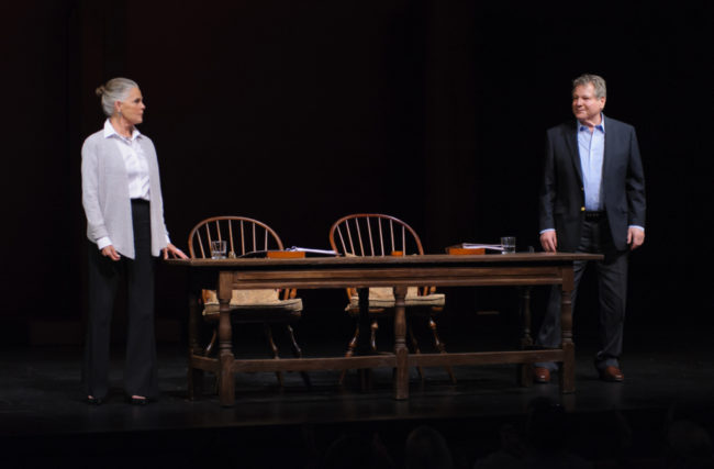 Ali MacGraw (left) as Melissa Gardner and Ryan O'Neal (right) as Andrew Makepeace Lad III in Love Letters