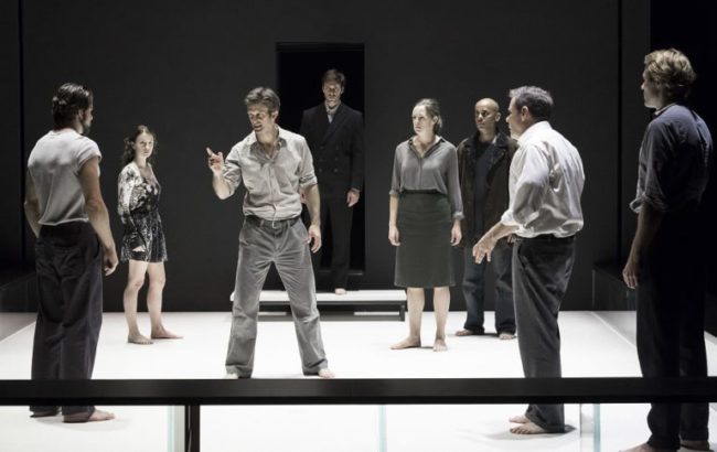 The cast of The Young Vic's production of A View From The Bridge