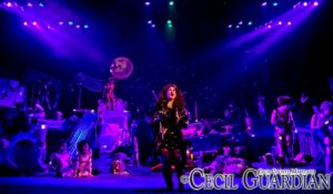 Lauren Spencer-Harris (center) as Grizabella and the ensemble of Cats