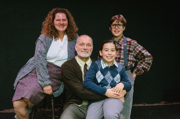 (L to R) Laura Stark as Mother, Tim Seltzer as The Old Man, Searlait Hoyt as Randy, and Sawyer Makl as Ralphie Parker