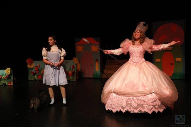 Heidi Thiessen (left) as Dorothy and Christina Napp (right) as Glinda