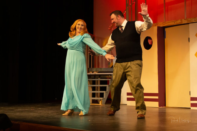 Rebecca Hanauer (left) as Hope Harcourt and Jim Gross (right) as Billy Crocker in Anything Goes