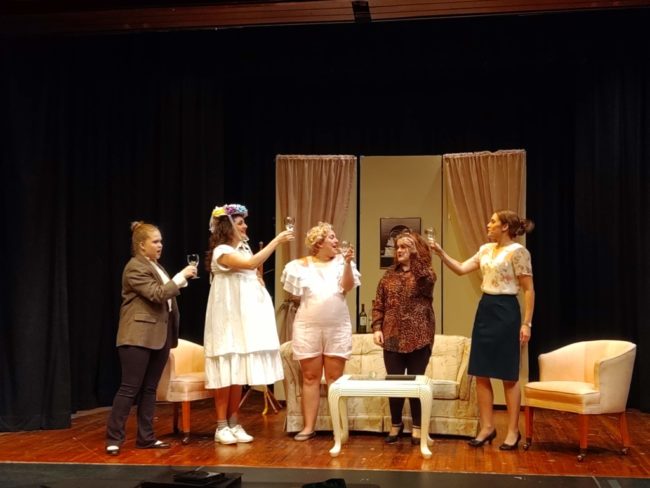 (L to R) Alayna Radner as Denise, Shannon Willing as Lisa, Kateri Pelton as Betsy, Carisa Hatfield as Susan Johnston, and Erin Klarner as Heidi Holland. Photo: Amanda Gunther