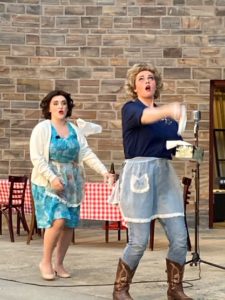 Shelly Lynn Walsh (left) as Patsy Cline and Rachel Lawhead (right) as Louise in Always, Patsy Cline at Free Range Humans.