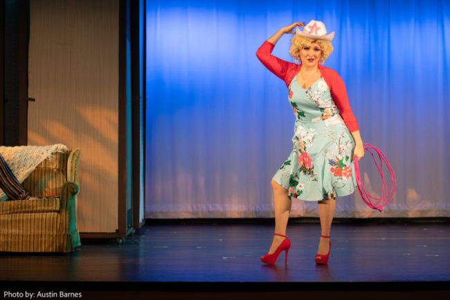 Lindsey McCumber as Doralee Rhodes in 9 to 5. 📸Austin Barnes