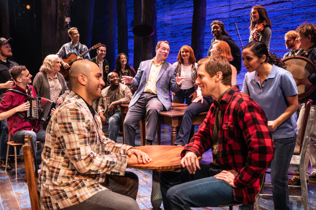 The North American Tour of 'Come From Away' 📸 Matthew Murphy