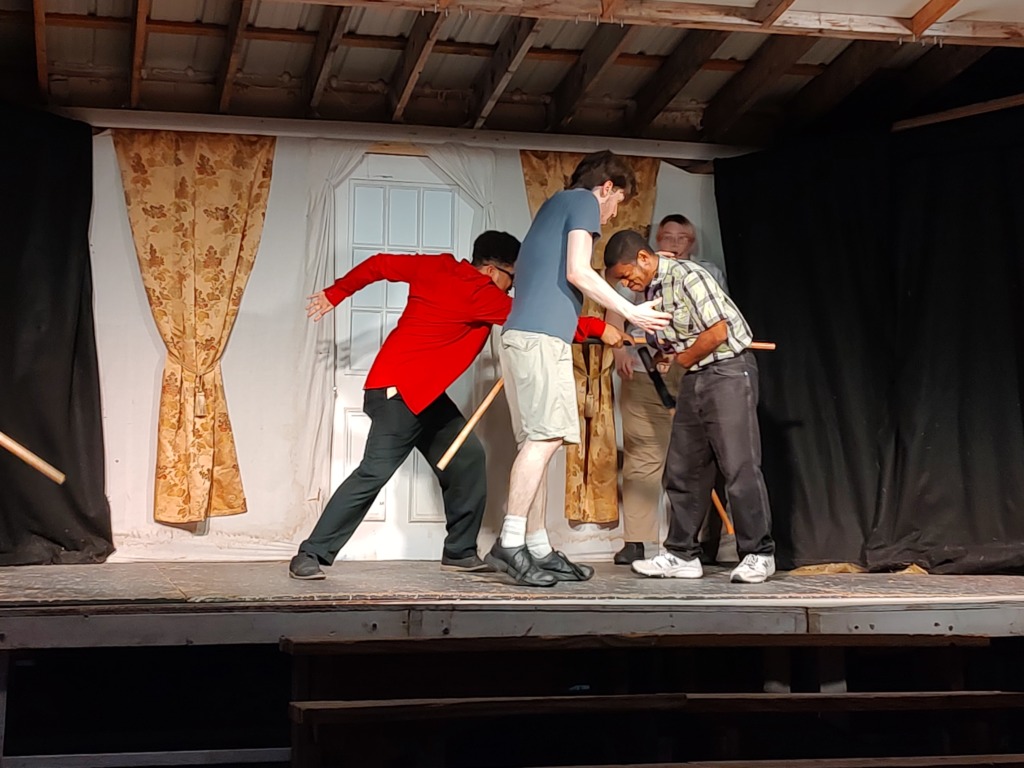 Nick Thompson (left) as Tybalt with Daniel Rosen (center) as Romeo and Wes Dennis (right) as Mercutio. 📷THTRBLMpix