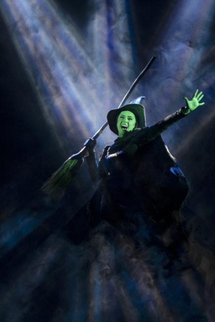 Lissa deGuzman as Elphaba in The National Tour of Wicked. 📷 Joan Marcus