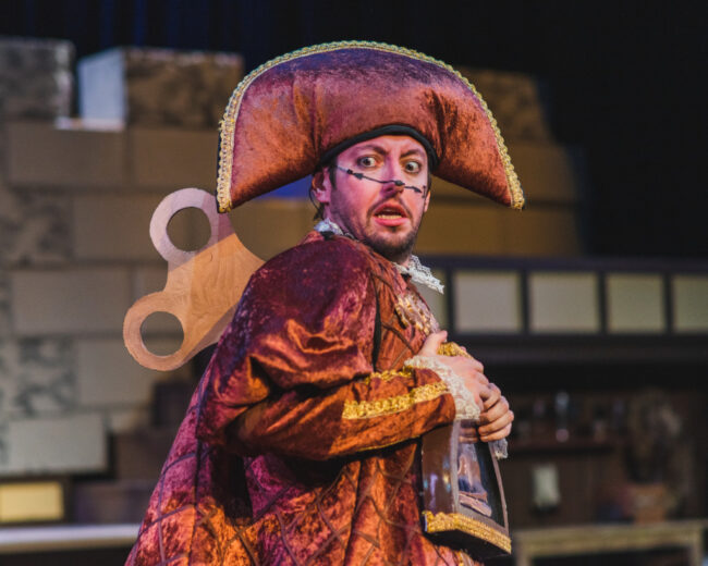 Will Meister Murray as Cogsworth 📸Matthew Peterson