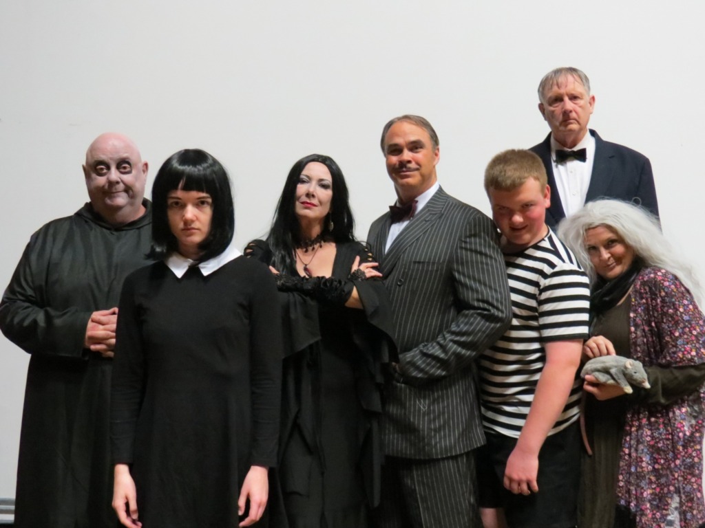 *snapsnap* 
The Addams Family at Tidewater Players 📷 Cathy Herlinger