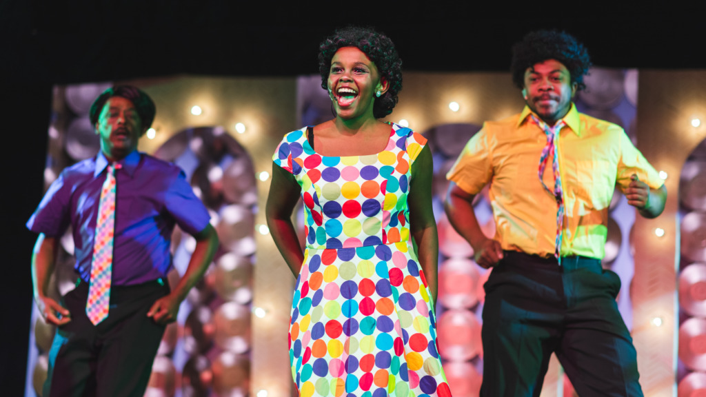 Gracious Ndungu (center) as Little Eva with the ensemble of Beautiful at Tidewater Players. 📸Matthew Peterson