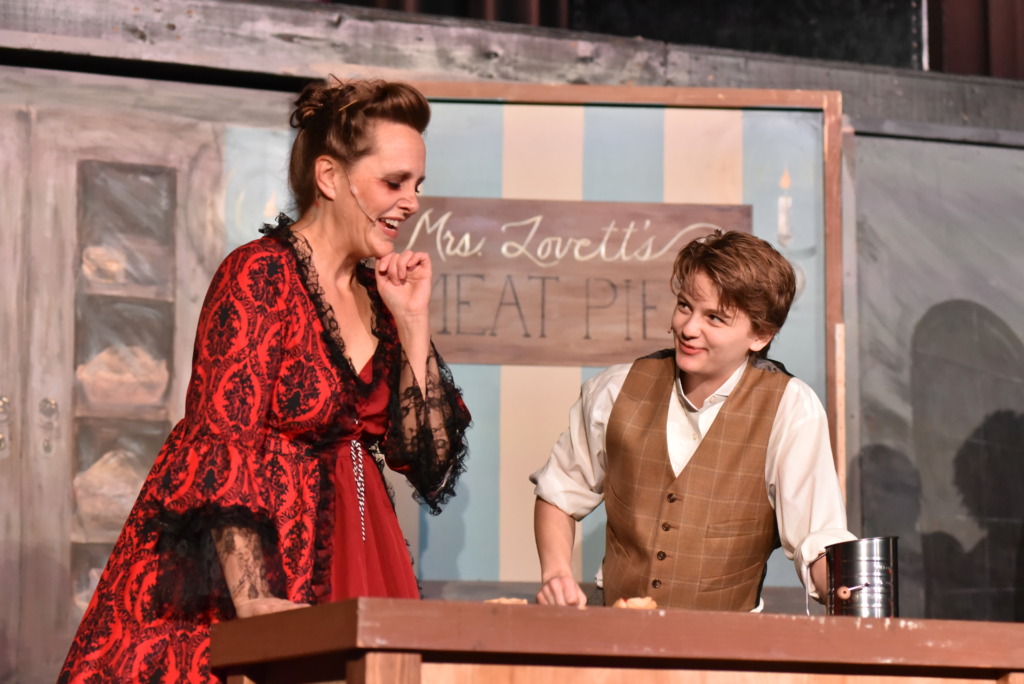 Kelly Stoneberger (left) as Mrs. Lovette and Jacinta McKinnon (right) as Tobias Ragg in Sweeney Todd at Small Town Stars Theatre Company 📷 Mort Shuman