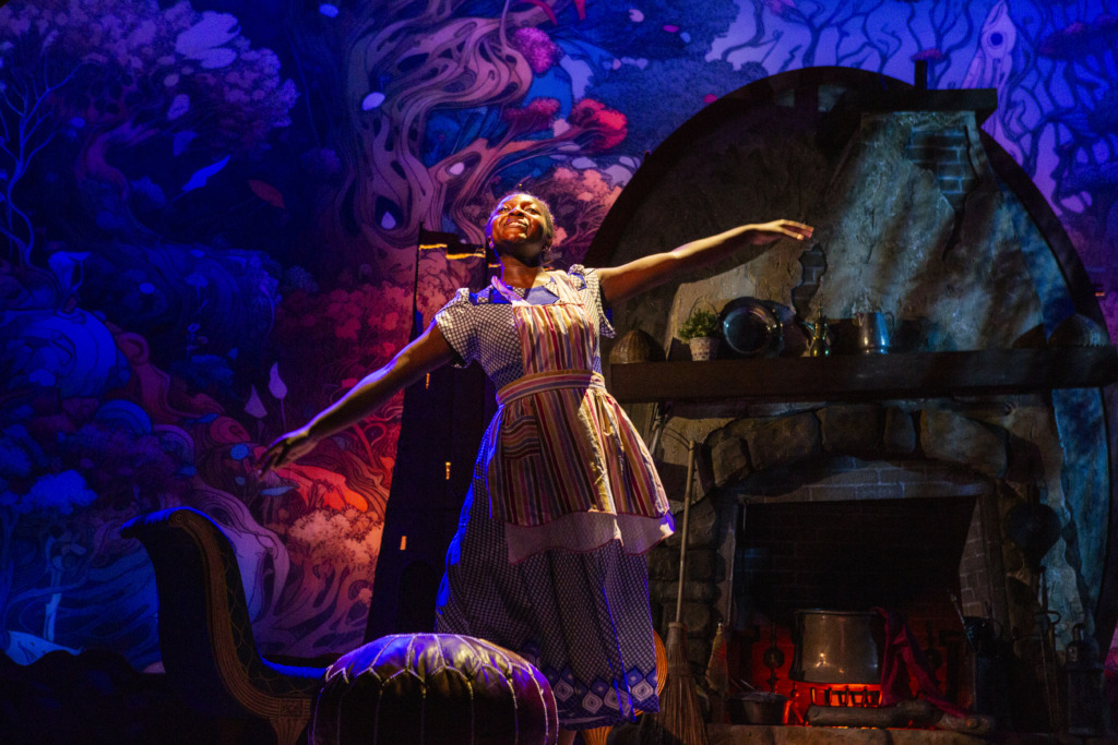 Jaiden Nuako as Cinderella in Cinderella (Enchanted Edition) at ArtsCentric & Baltimore Center Stage📷J Fannon