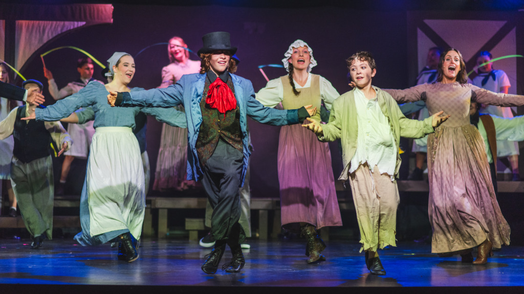 (L to R) Anna Odell, Maxton Folmer as The Artful Dodger, Lisa Rigsby Geiger, Colton Roberts as Oliver, and Leslie Perry in Oliver! at Tidewater Players 📷 Matthew Peterson