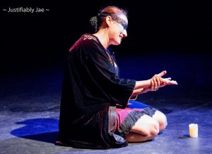Jaki Demarest as Lady Macbeth