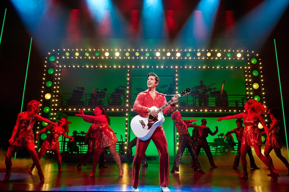 A Beautiful Noise: The Neil Diamond Musical đź“·Jeremy Daniel