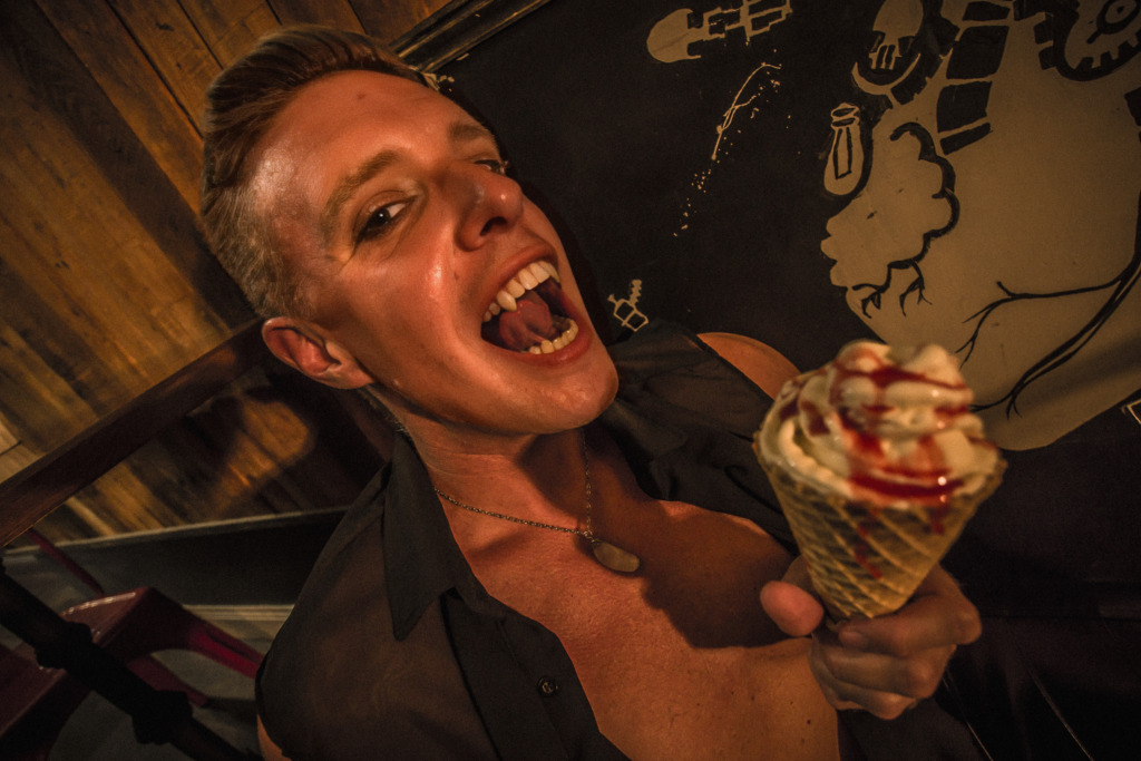 Dracula A Comedy of Terrors at Colonial Players