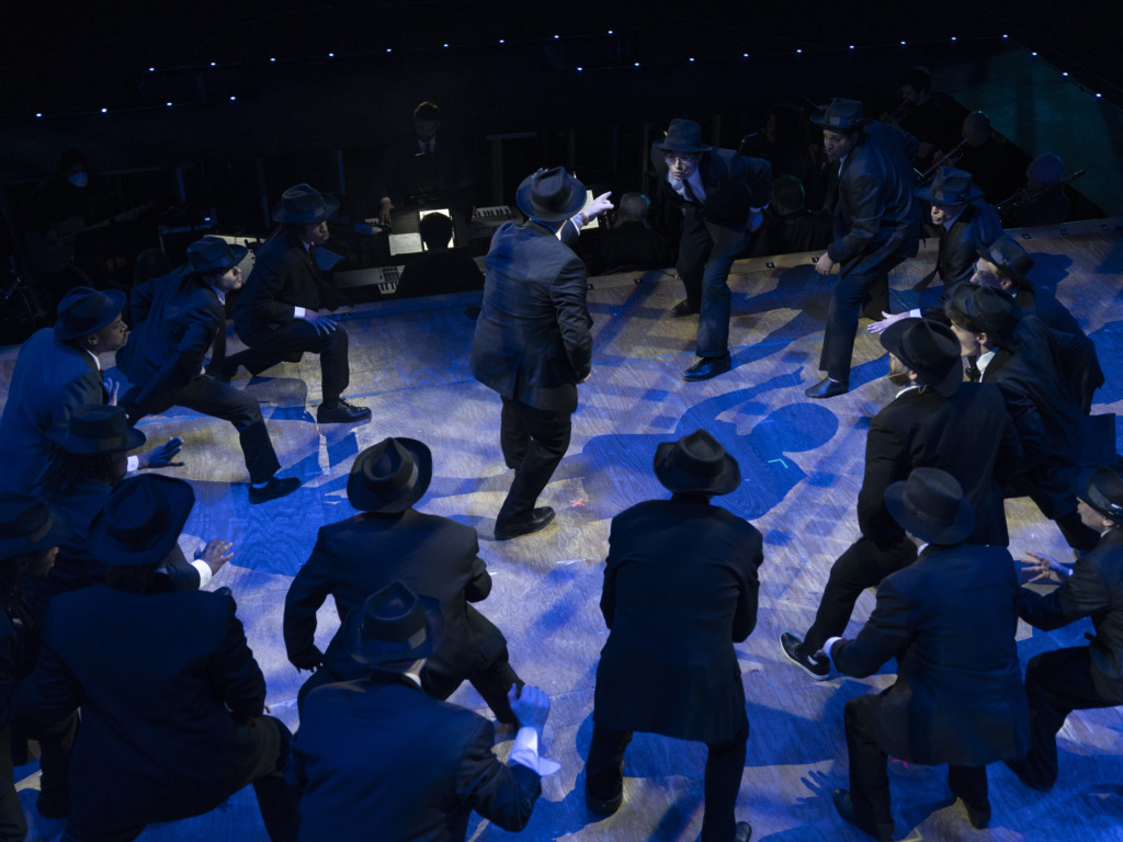 Catch Me If You Can at Suburban Players 📷 Austin Barnes