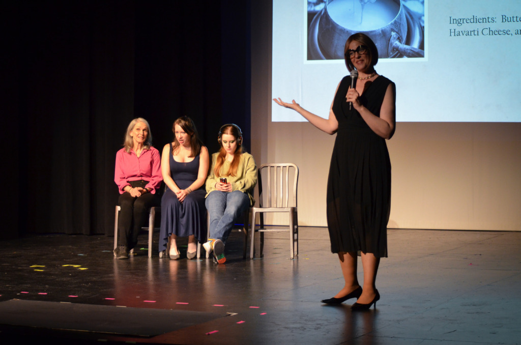 Women Playing Hamlet at Bowie Community Theatre 📷 Reed Sigmon