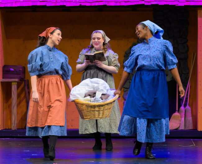 Libby Burgess (left) as Chava with Sarah Young (center) as Tzeitel and Naomi Abankwah (right) as Hodel in Fiddler on the Roof at HCST đˇ Neil Rubino