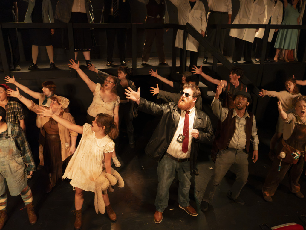 Urinetown at Street Lamp Community Theatre đˇ Austin Barnes