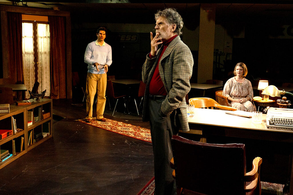 Matthew Payne (left) as Clifford Anderson and Phil Gallagher (right) as Sidney Bruhl in Deathtrap at Cockpit in Court 📷 Real Good Pictures