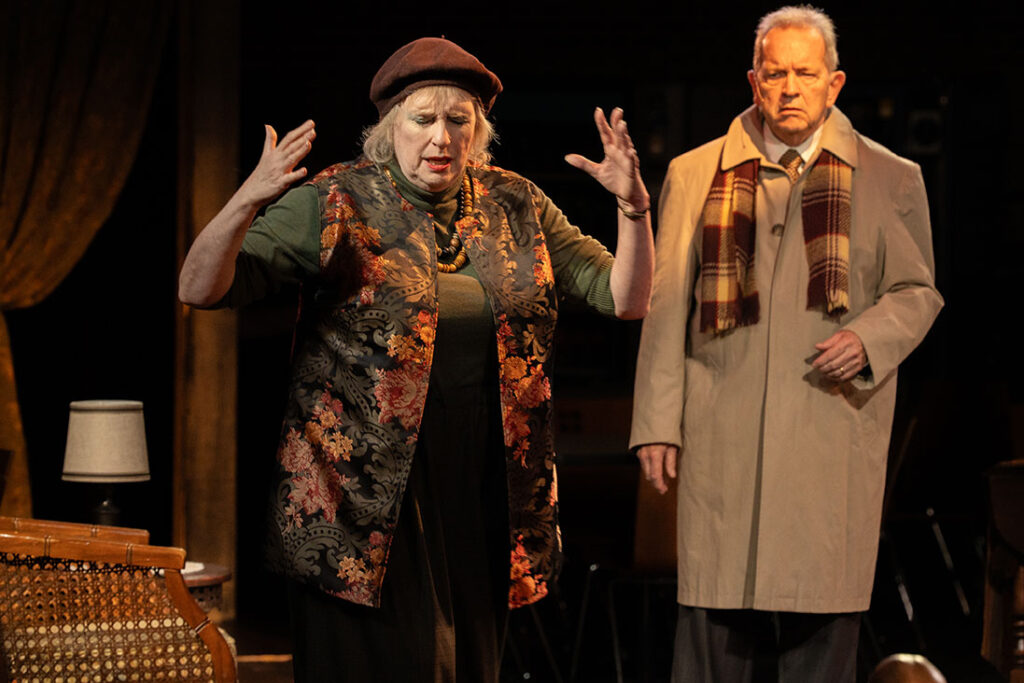 Cathy Herlinger (left) as Helga Ten Dorp and John Dignam (right) as Porter Milgrim in Deathtrap at Cockpit in Court 📷 Real Good Pictures