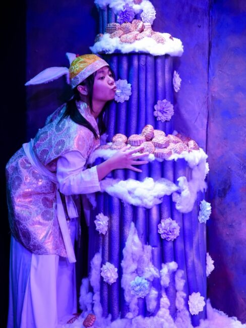 Alex Ramos as Rabbit in Moon Festival Alice at MET Fun Companyđˇ Alan Kayanan