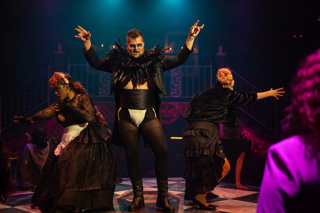 Rocky Horror Show at Iron Crow Theatre đź“· Teresa Castracane
