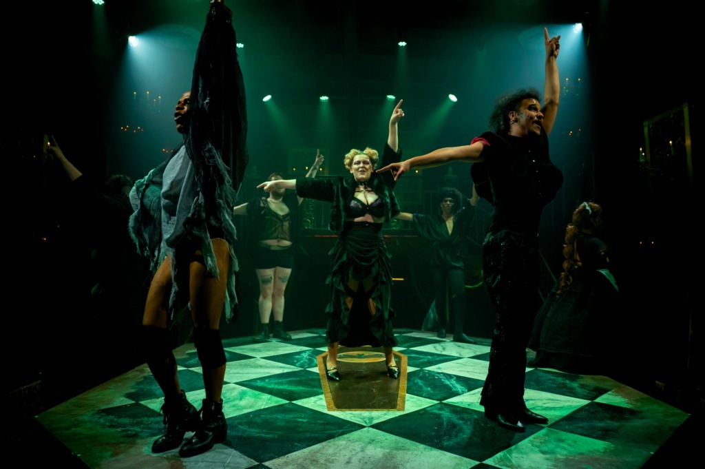 Rocky Horror Show at Iron Crow Theatre đź“· Teresa Castracane